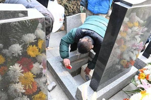 正月里安葬如何选择吉日？需要注意哪些传统禁忌习俗？