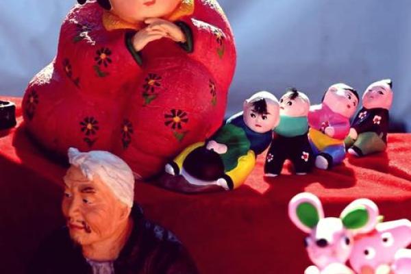 五体投地代表什么生肖及其象征意义解析  
